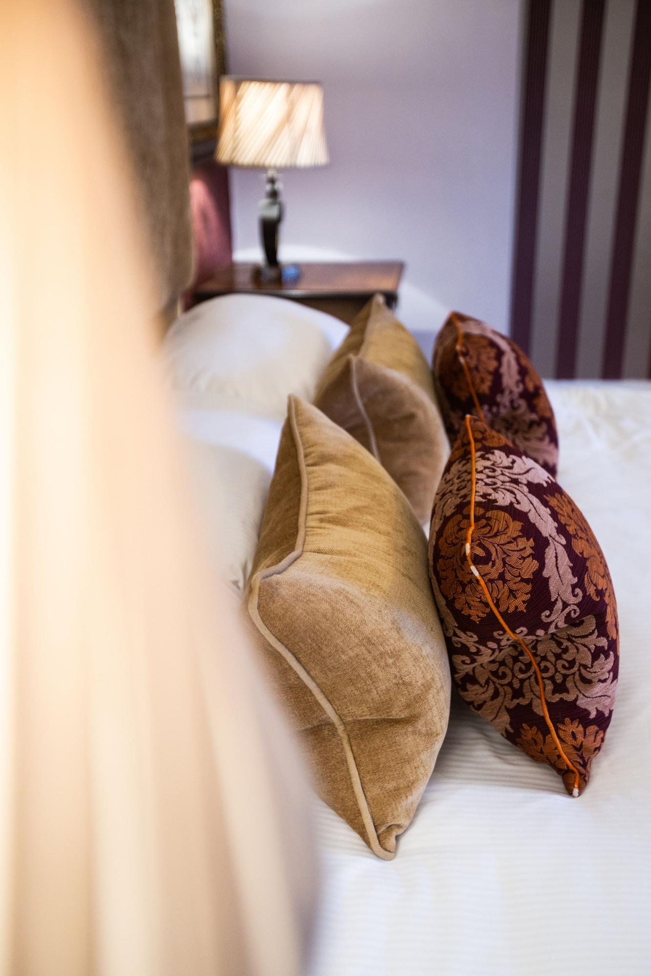 The Greenway Hotel & Spa Cheltenham Esterno foto