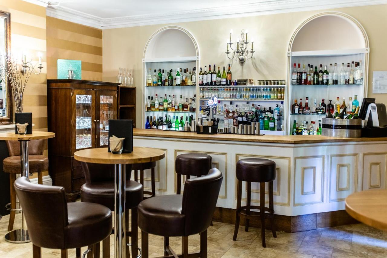 The Greenway Hotel & Spa Cheltenham Esterno foto